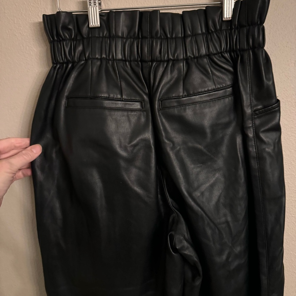 MADEWELL Vegan‎ Leather Pull-On Paperbag Pants - Picture 4 of 7